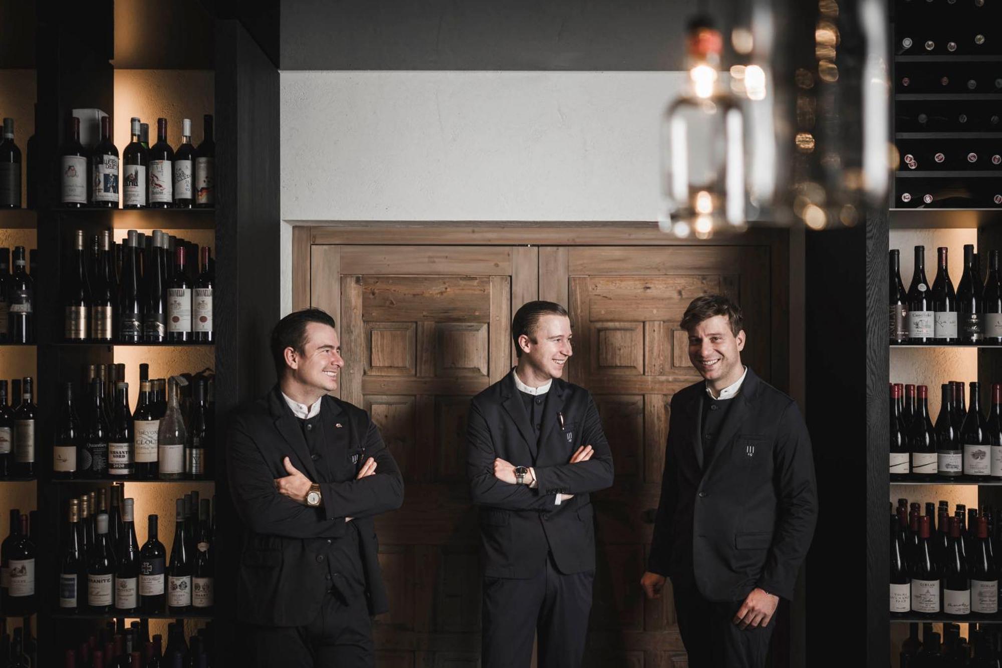 Santre Dolomythic Home Bressanone Eksteriør billede The team of the restaurant